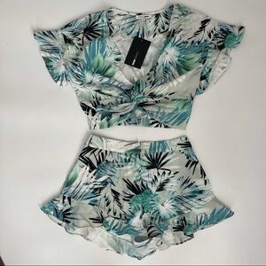 Fashion Nova Rosalyn Tropical Two Piece Set Knot Front Crop Top & Shorts Small S